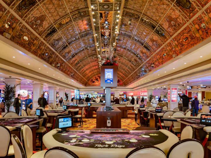 Khám phá bí quyết thắng lớn zingplay poker cùng cộng đồng zingplay poker Việt Nam